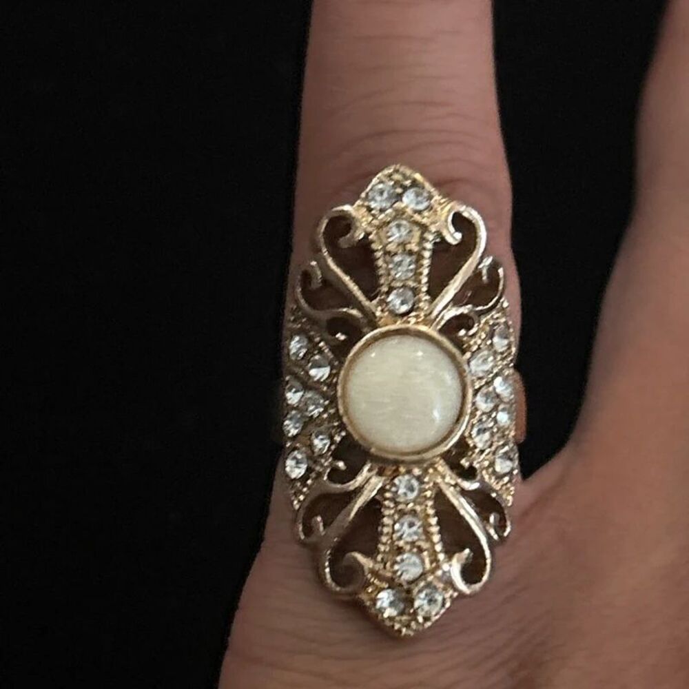 Gold Tone Filigree Rhinestone Statement Ring – Size 5.12